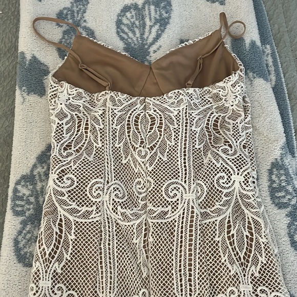 Windsor sound the horn trumpet lace dress - Picture 6 of 12